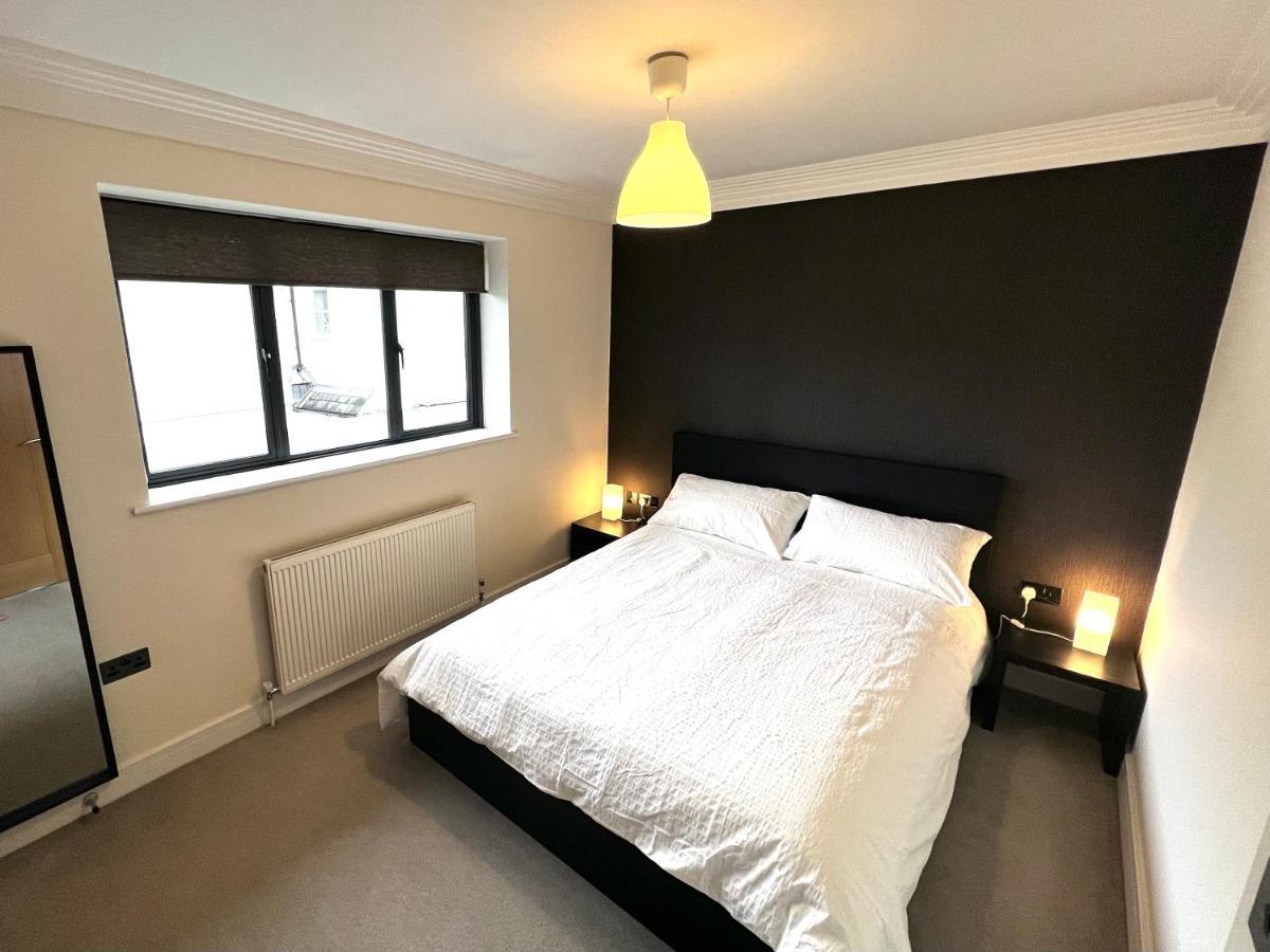 Modern And Cozy 2-guest Flat With Gated Parking Apartment *
